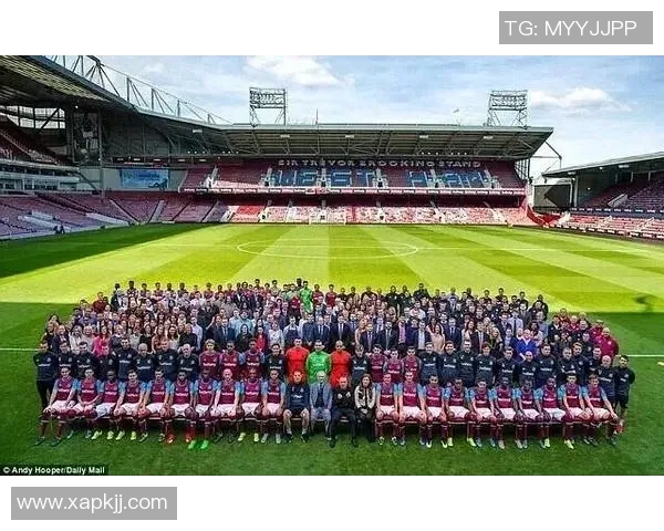 赛后分析:西安足球队与广州足球队心理素质对比研究与启示 赛后分析:西安足球队与广州足球队心理素质对比研究与启示