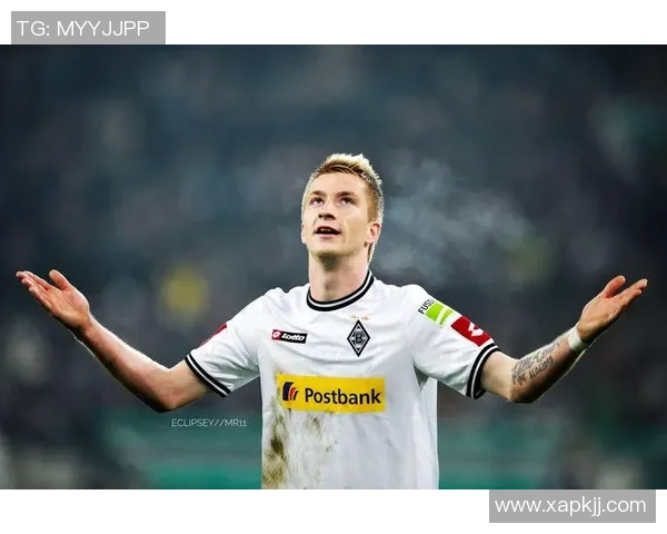 足球明星贴纸图文全解析让你了解每位球星的精彩瞬间与成就 足球明星贴纸图文全解析让你了解每位球星的精彩瞬间与成就