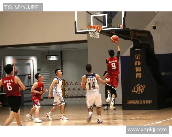 重庆篮球队与深圳篮球队赛后复盘团队协作的精彩瞬间与战术分析