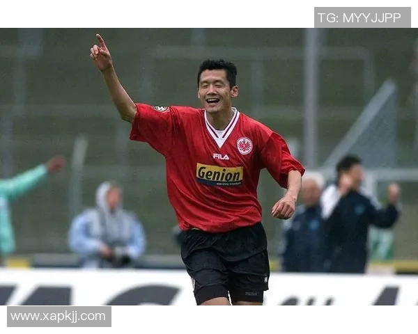 镇江足球历史上的传奇时刻哪位足球明星曾在此留下足迹 镇江足球历史上的传奇时刻哪位足球明星曾在此留下足迹